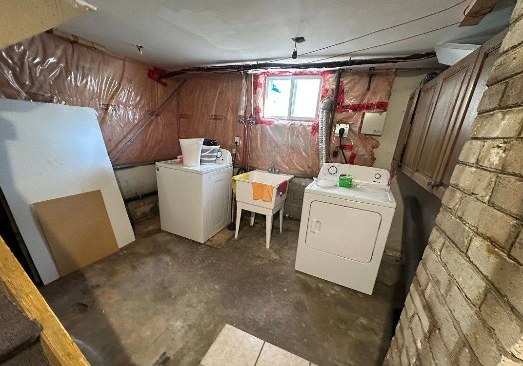 Toronto E04, ON M1L 2V7,41 Maybourne (Basement) AVE