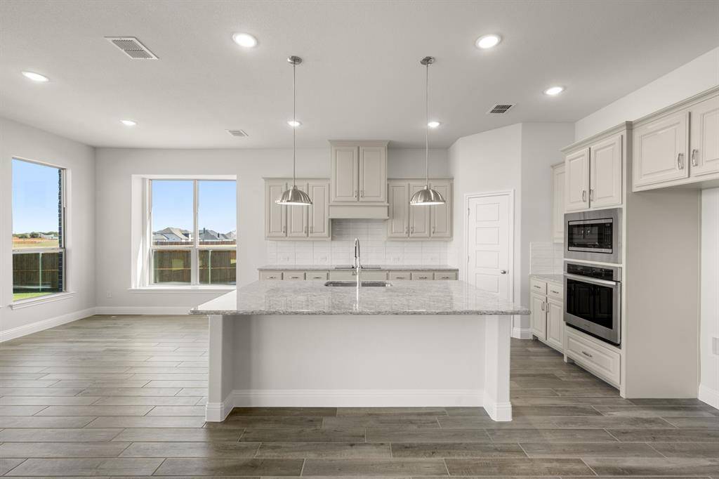 Godley, TX 76044,116 Grey Wolf Court