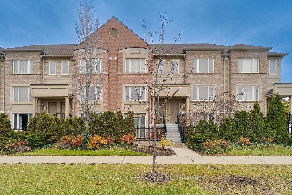 Mississauga, ON L5M 8C6,4985 Southampton DR #44