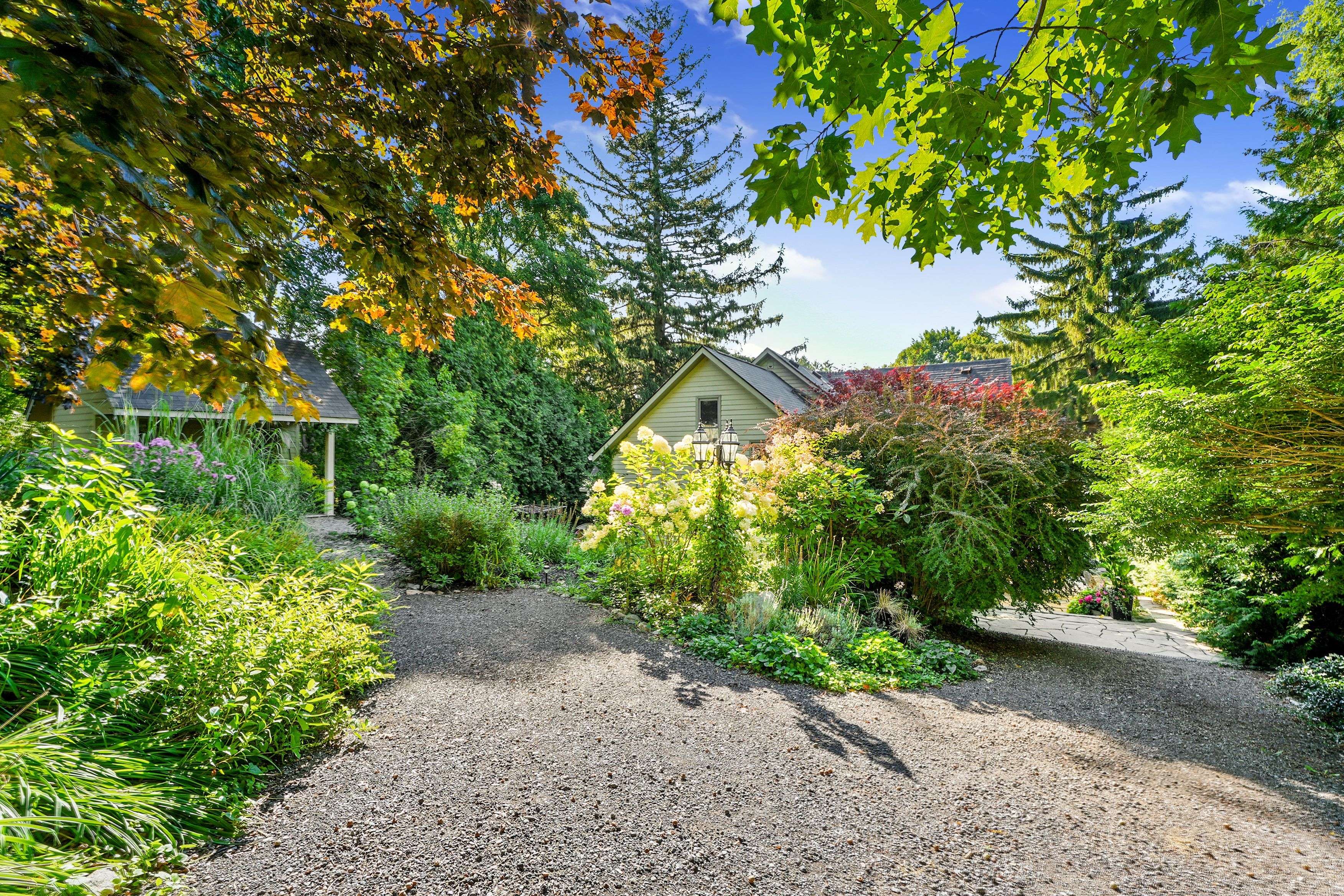 Port Hope, ON L1A 1T9,30 Bruton ST