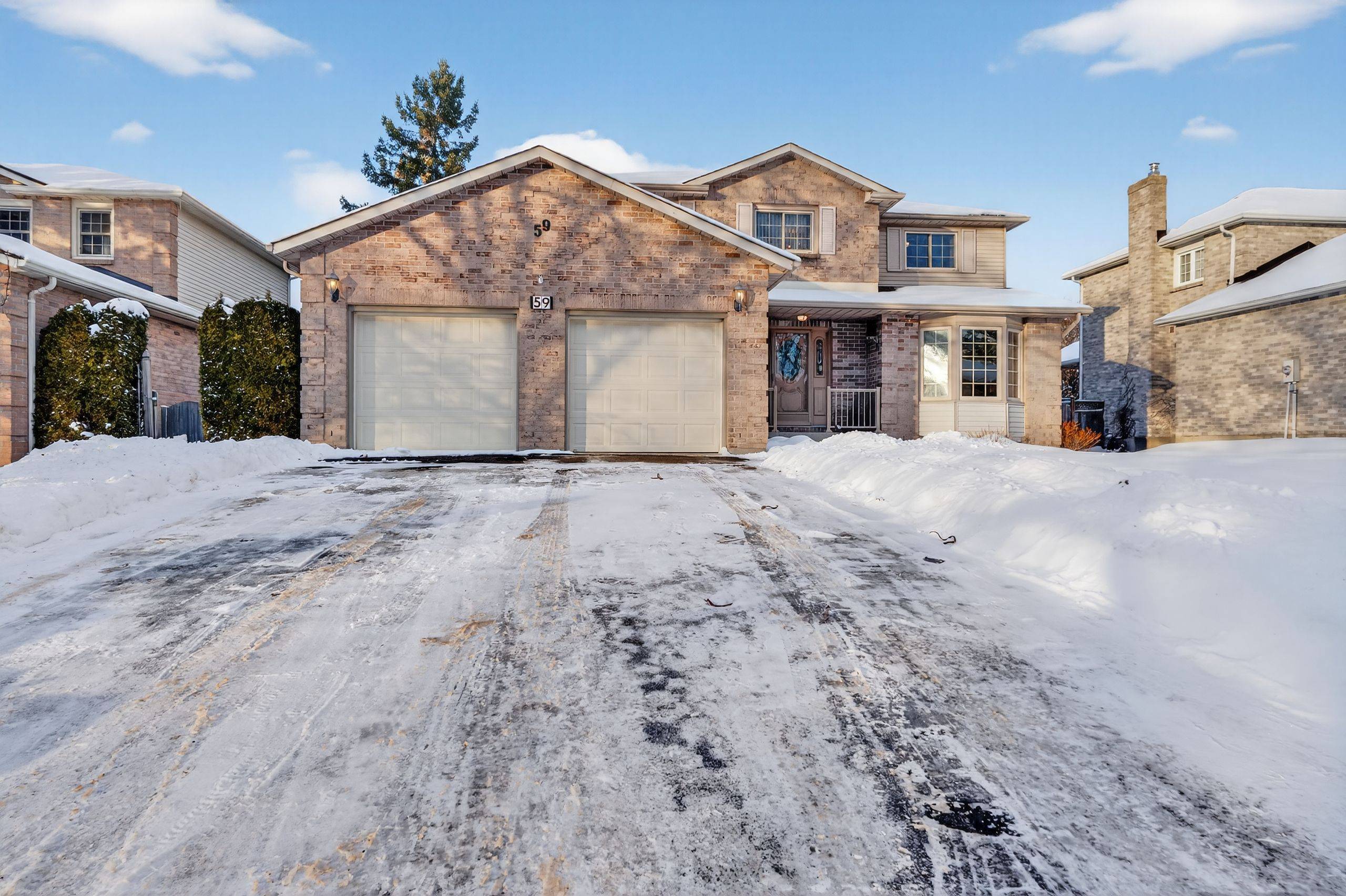 Kingston, ON K7K 6P3,59 CHARTWELL CRES
