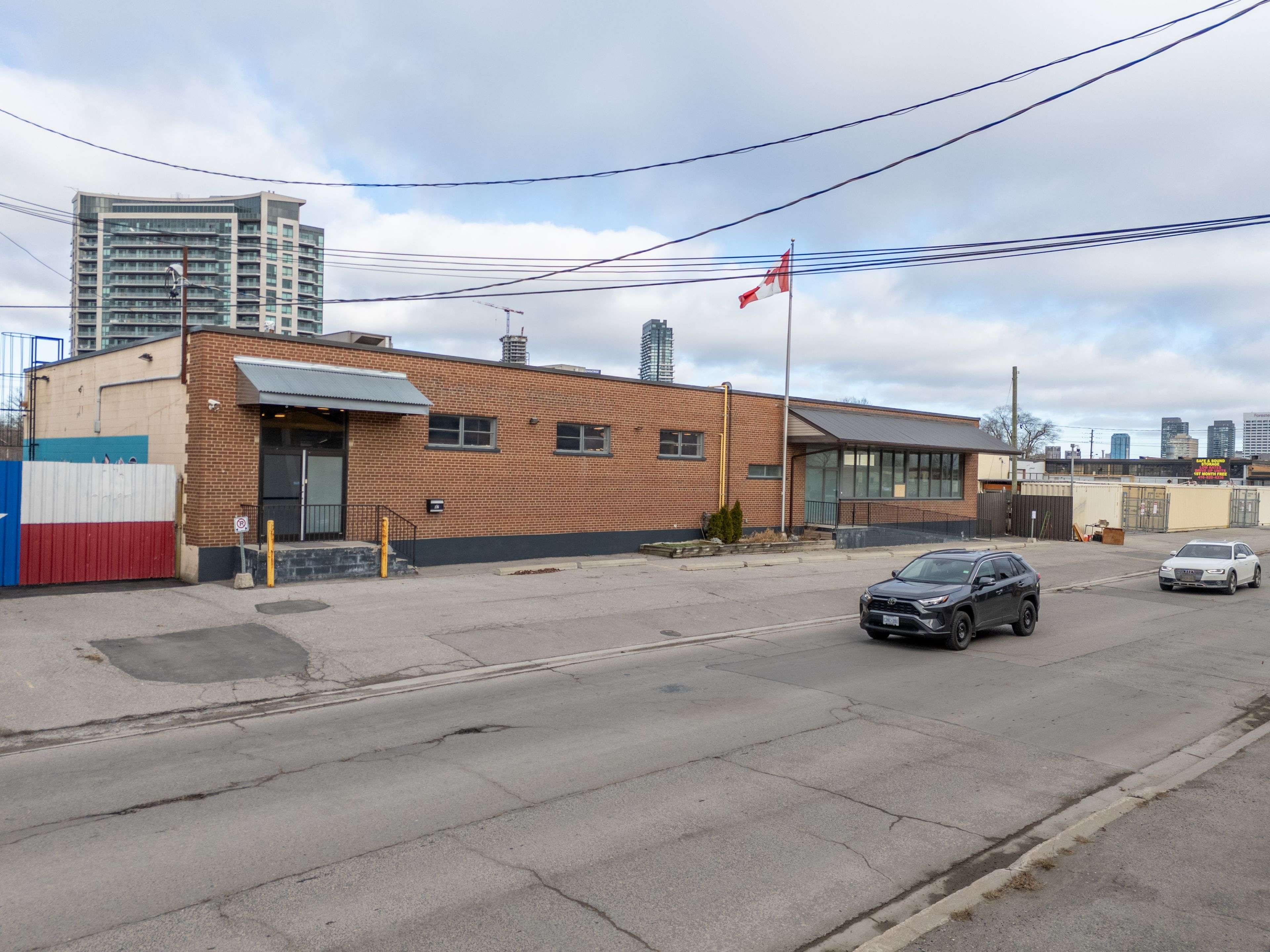 Toronto C11, ON M4G 2B6,176 Wicksteed* AVE