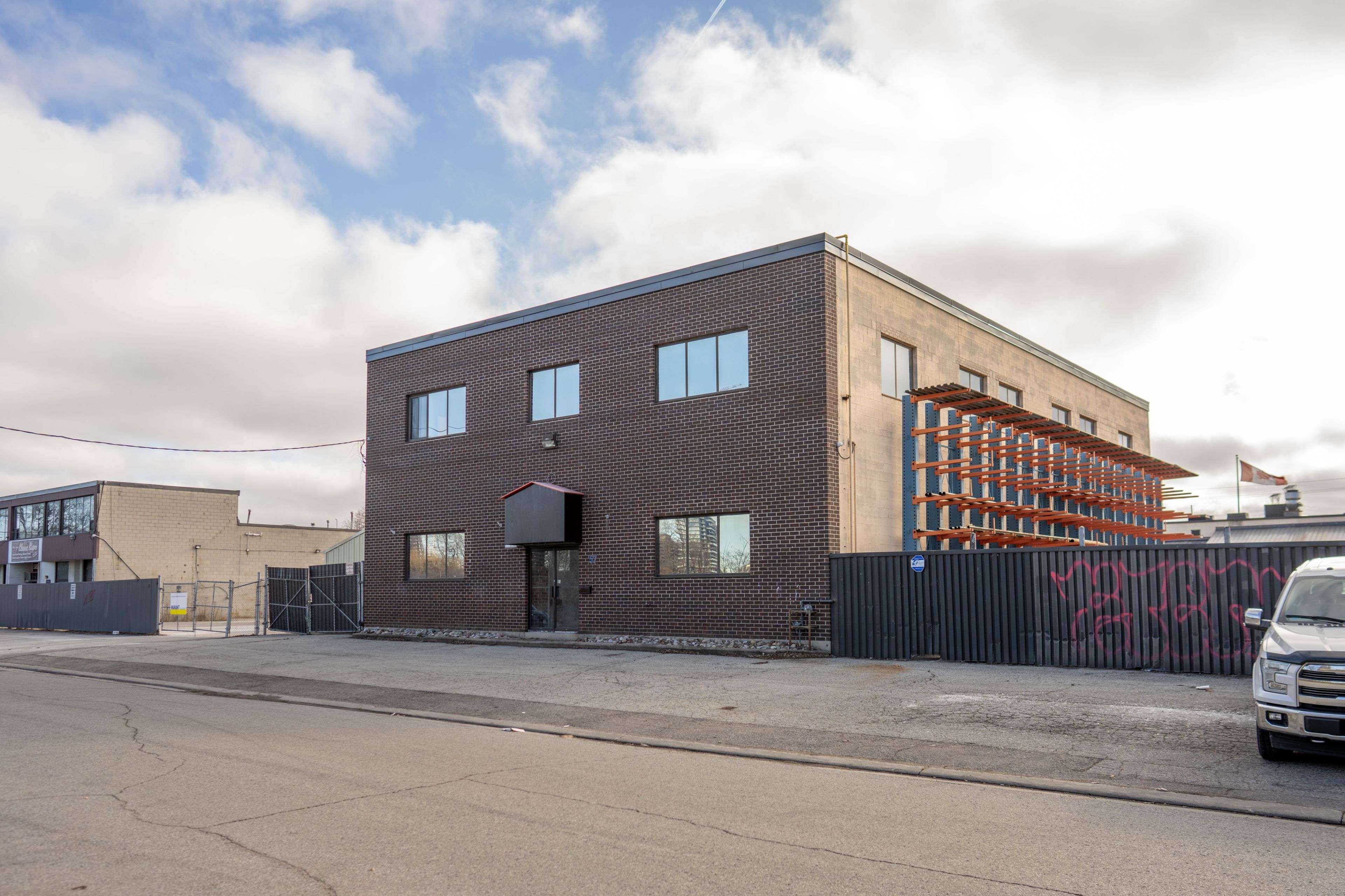 Toronto C11, ON M4G 2B6,176 Wicksteed* AVE