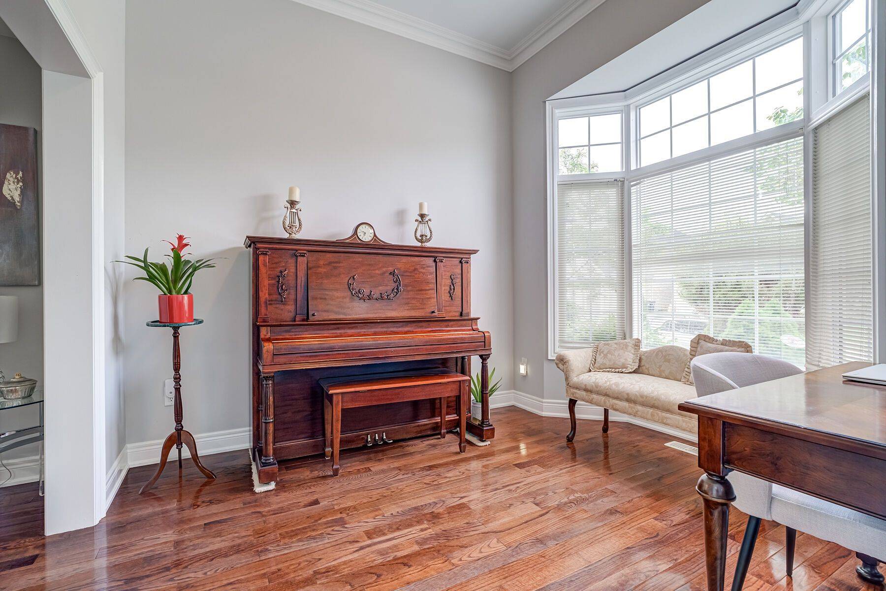 Brampton, ON L6Y 5S1,5 Xavier CT