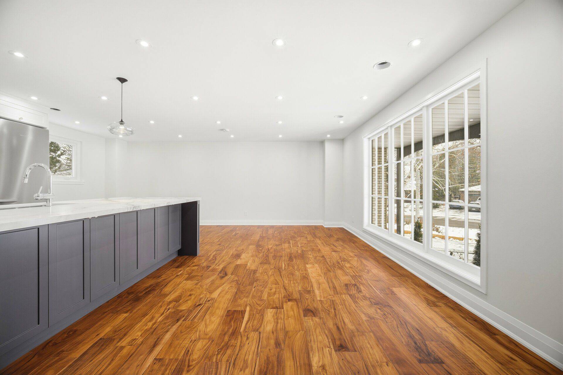 Mississauga, ON L5C 2M9,3483 Enniskillen CIR