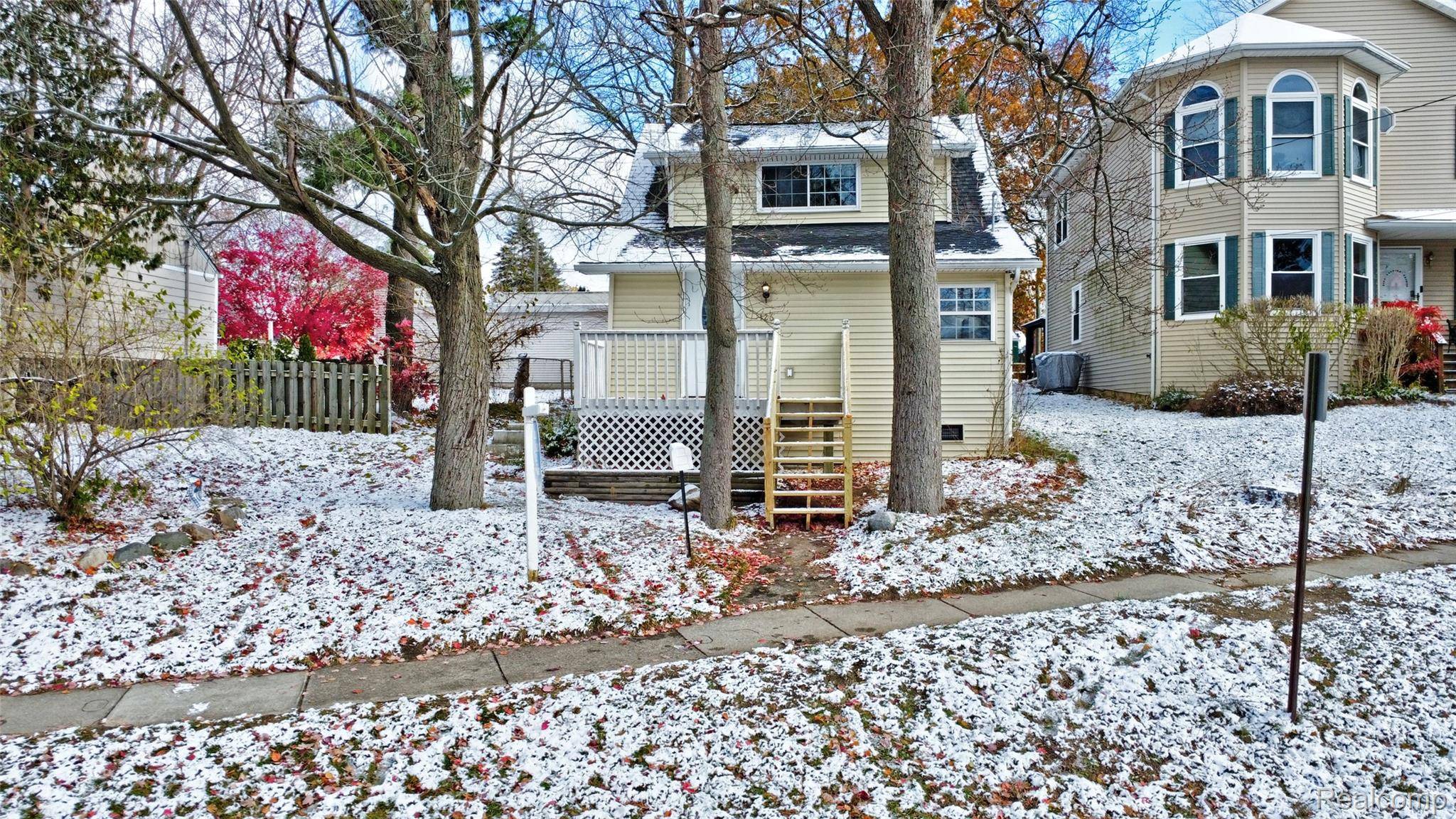 Lake Orion, MI 48362,126 N North Shore DR