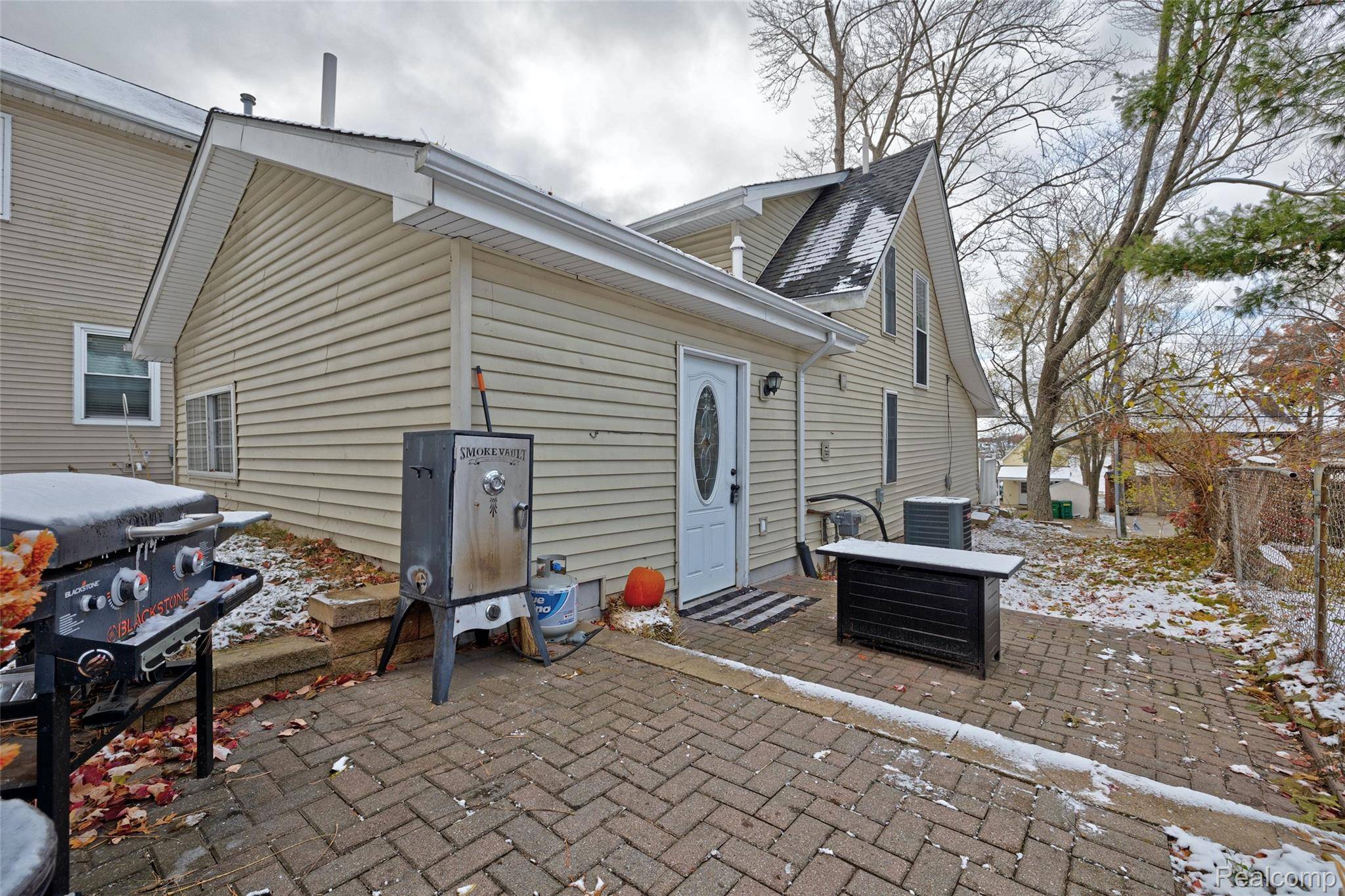 Lake Orion, MI 48362,126 N North Shore DR