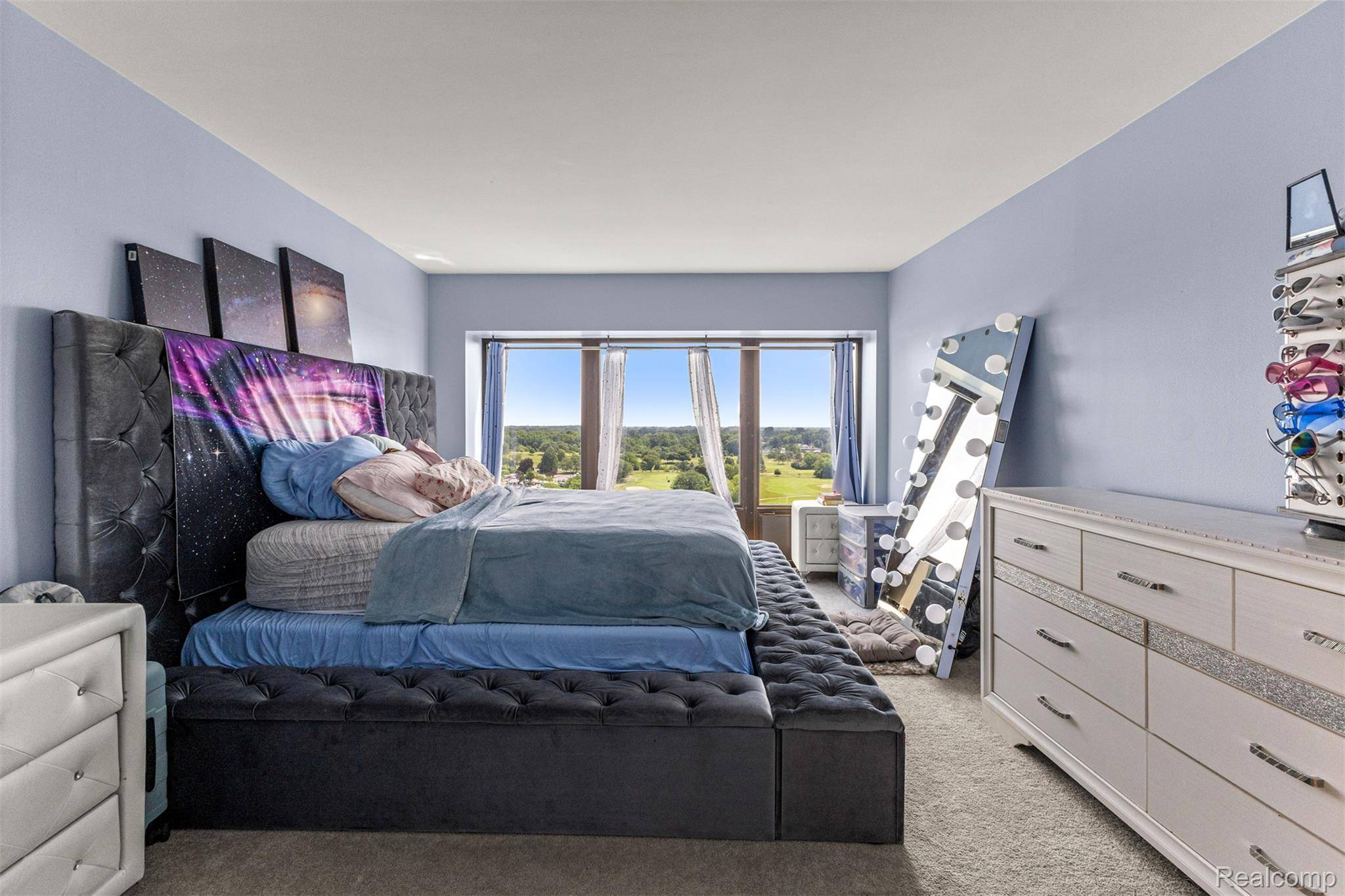 Southfield, MI 48075,5000 Town CTR