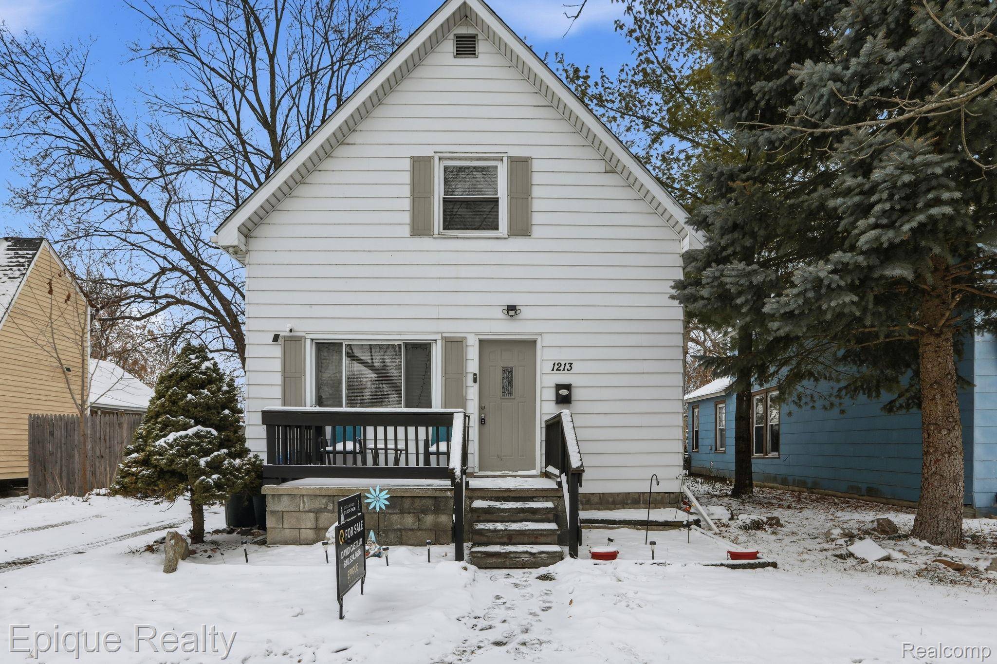 Port Huron, MI 48060,1213 Gillett St.