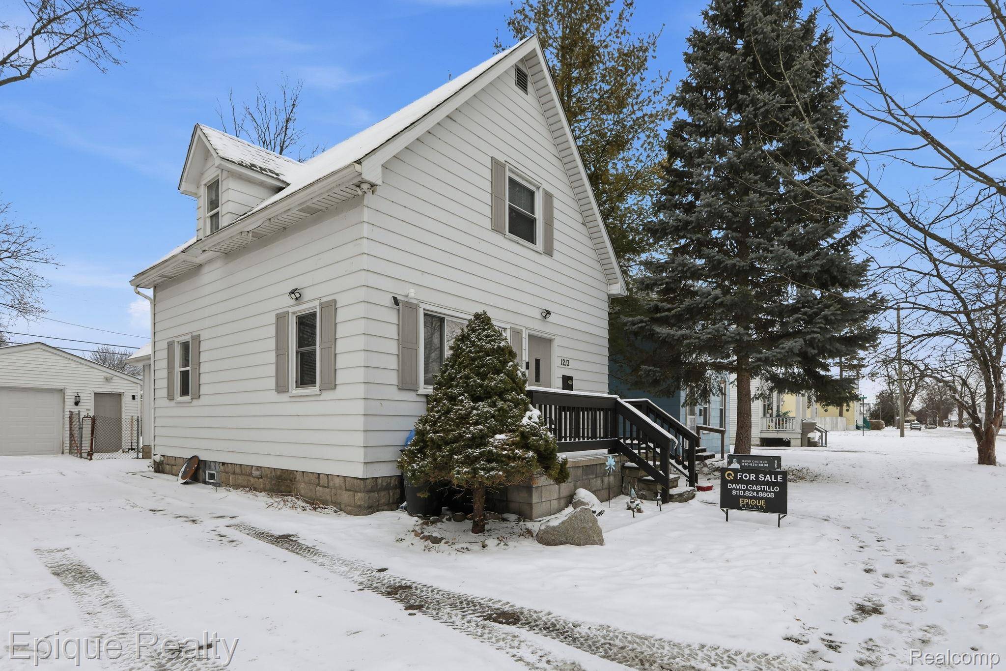 Port Huron, MI 48060,1213 Gillett St.