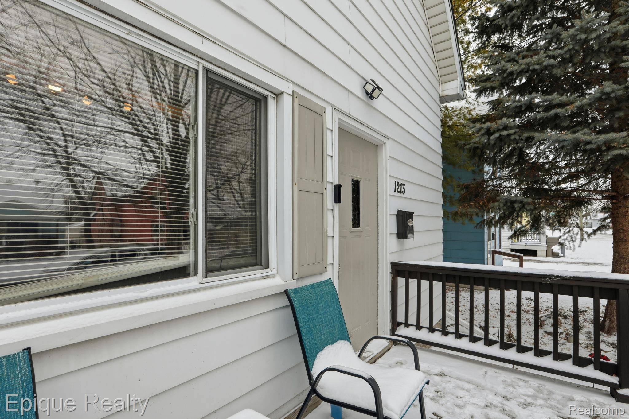 Port Huron, MI 48060,1213 Gillett St.