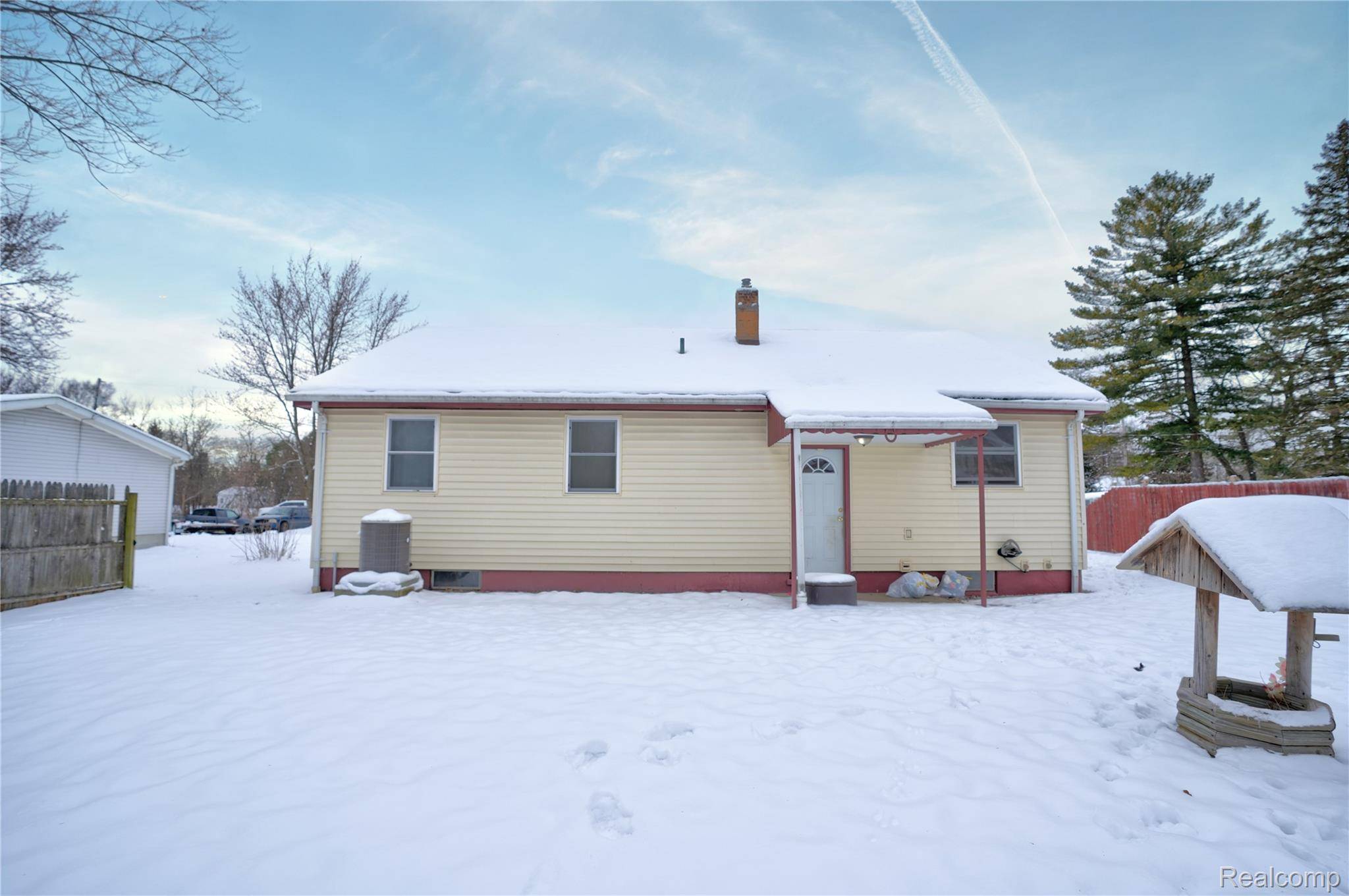 Burton, MI 48509,1397 Roat CT