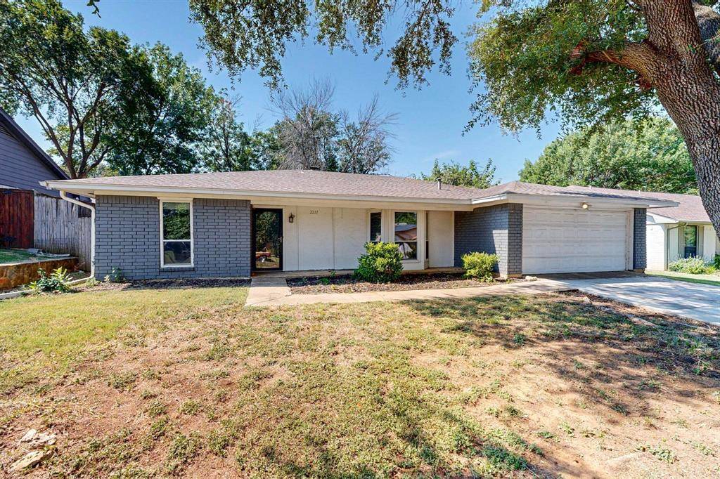 Grapevine, TX 76051,2211 Sierra Drive