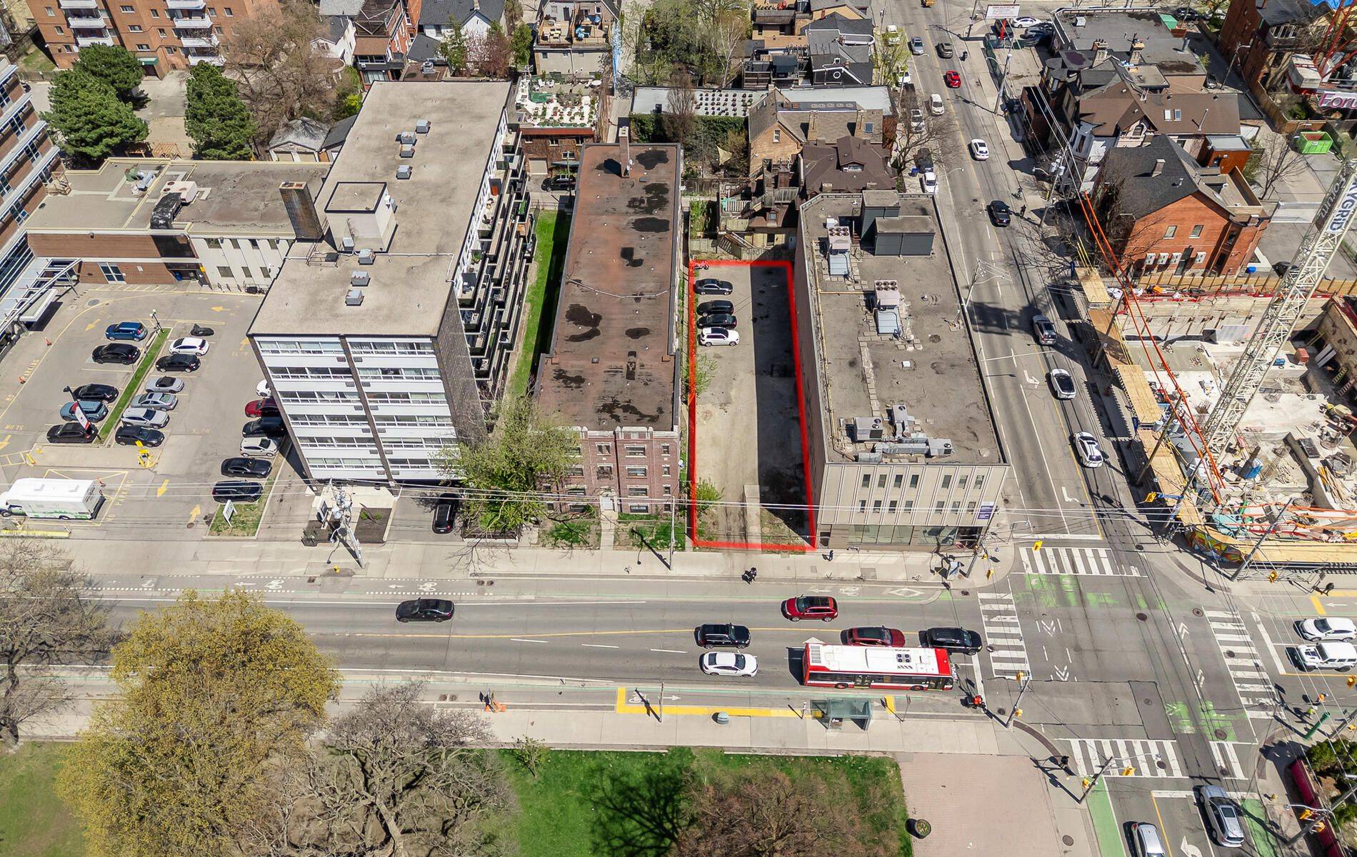 Toronto C08, ON M5A 2S3,313 Sherbourne ST