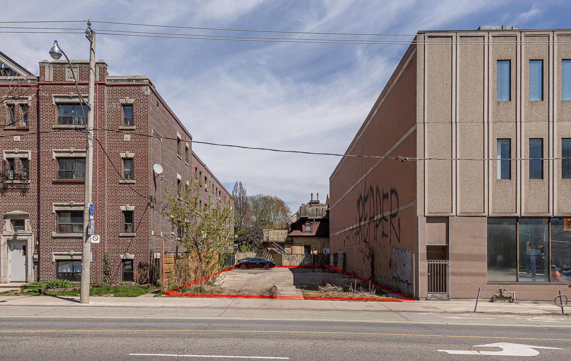 Toronto C08, ON M5A 2S3,313 Sherbourne ST