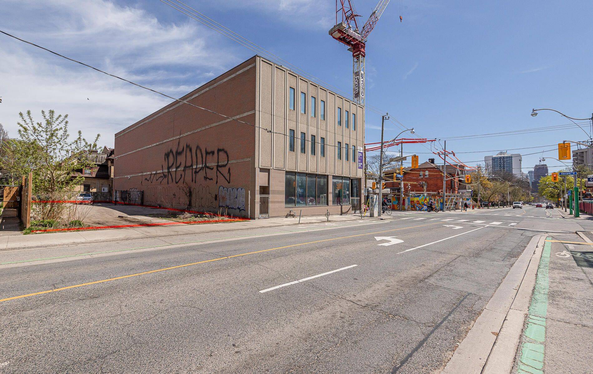 Toronto C08, ON M5A 2S3,313 Sherbourne ST