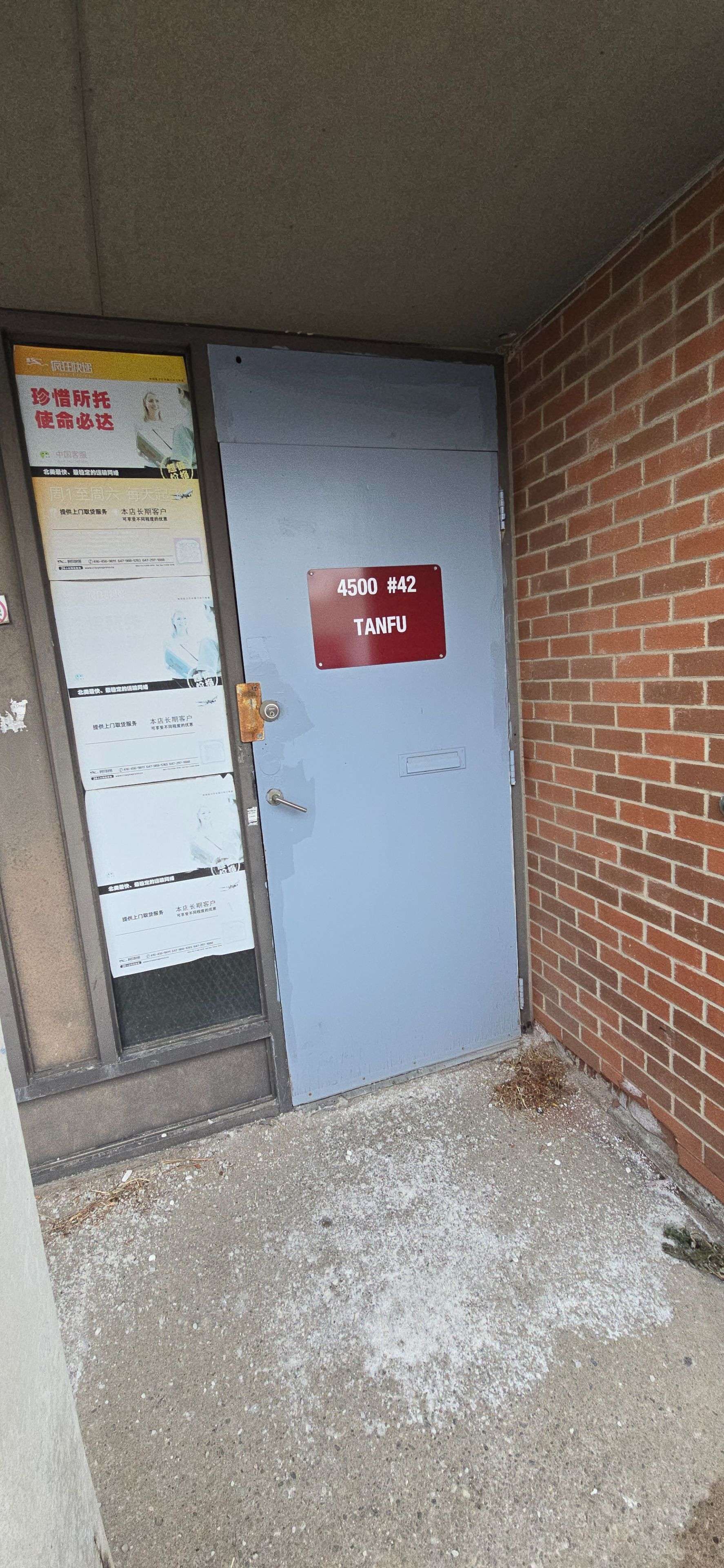 Toronto E07, ON M1S 3R6,4500 Sheppard AVE E #42