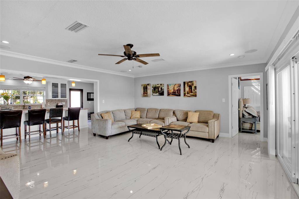 Pompano Beach, FL 33062,1062 SE 22nd Ave