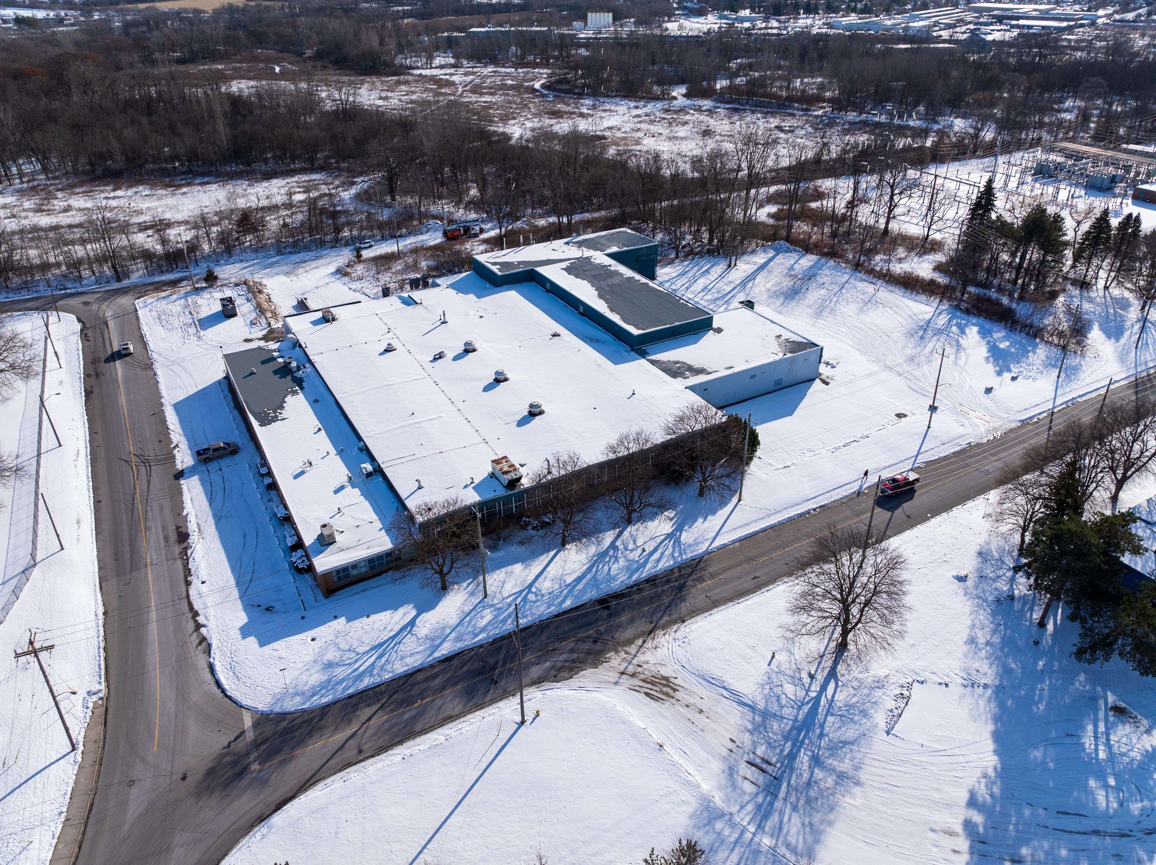 Brantford, ON N3S 3C1,205 Mary ST