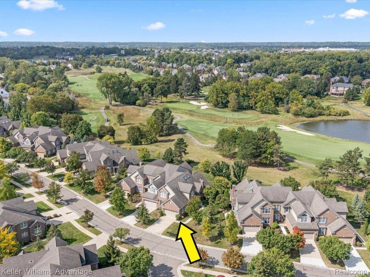 Northville, MI 48168,44604 Broadmoor CIR N