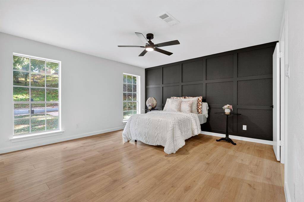 Desoto, TX 75115,425 Ten Mile Drive