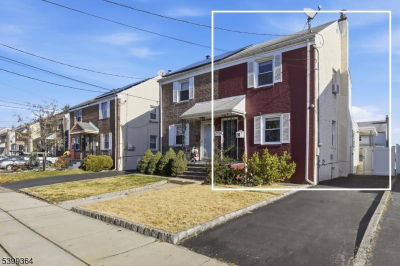 Elizabeth City, NJ 07202,622B Clarkson Ave