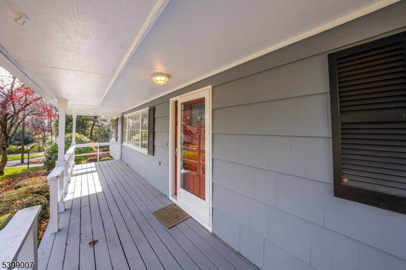 Mountainside Boro, NJ 07092,367 Greenbrier Ct