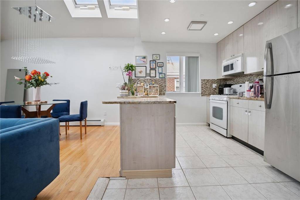 Brooklyn, NY 11228,1523 74th ST #3F