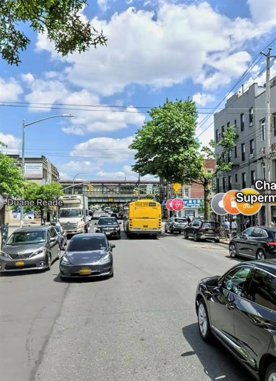 New York, NY 11229,1418 Avenue U