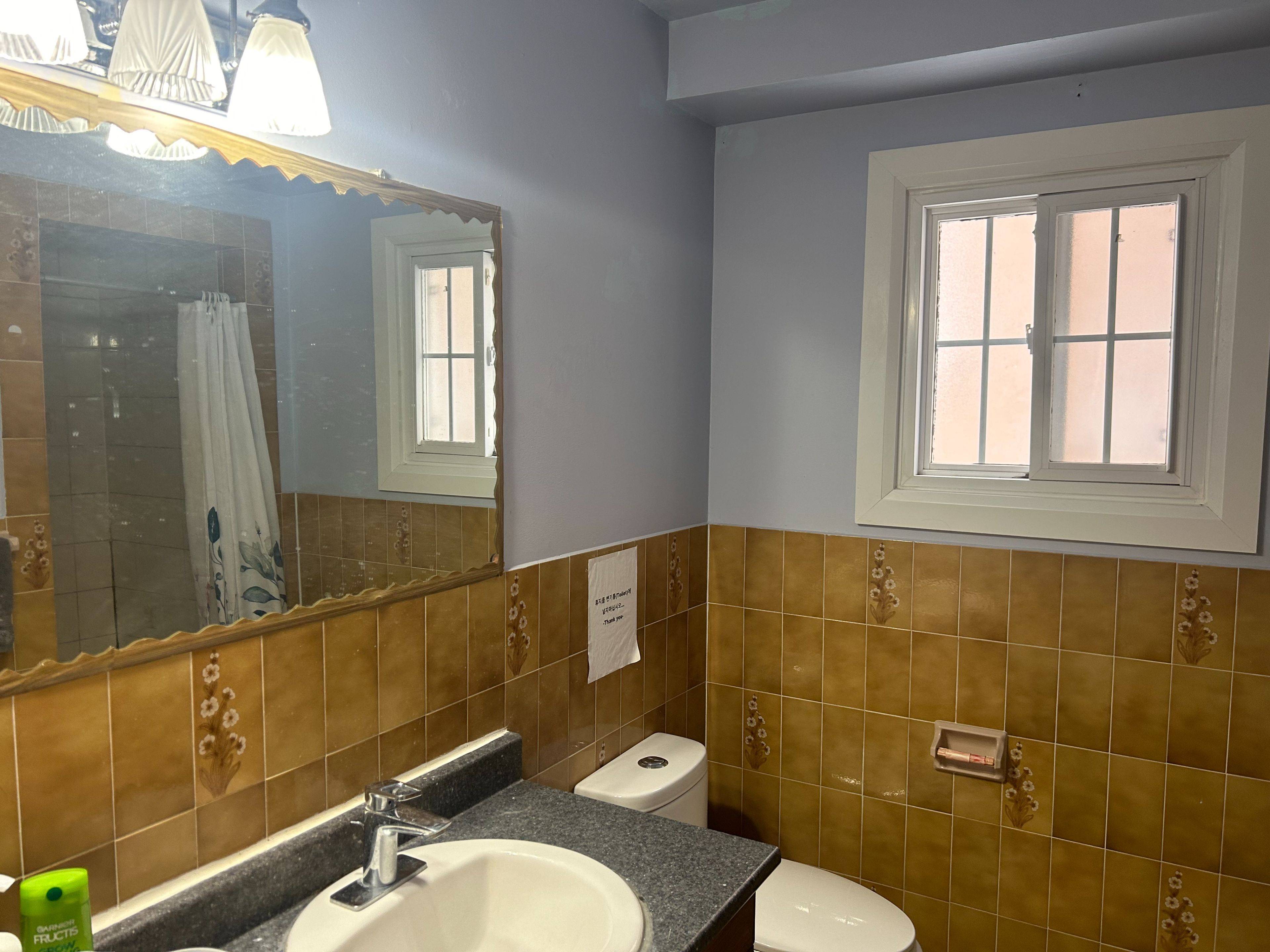 Toronto C14, ON M2M 2V3,67 Abitibi AVE #102