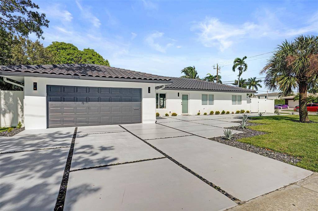 Boca Raton, FL 33487,699 NE 70th St