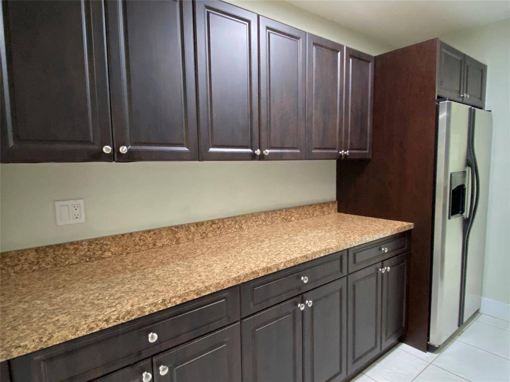 Fort Lauderdale, FL 33334,1610 NE 62nd St