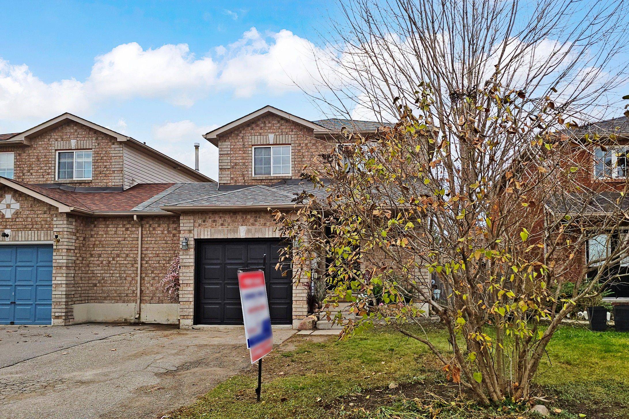 Barrie, ON L4M 7B3,6 Aconley CT