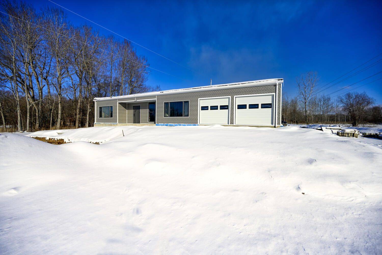 Augusta, ON K6V 5T1,2805 Rocky RD