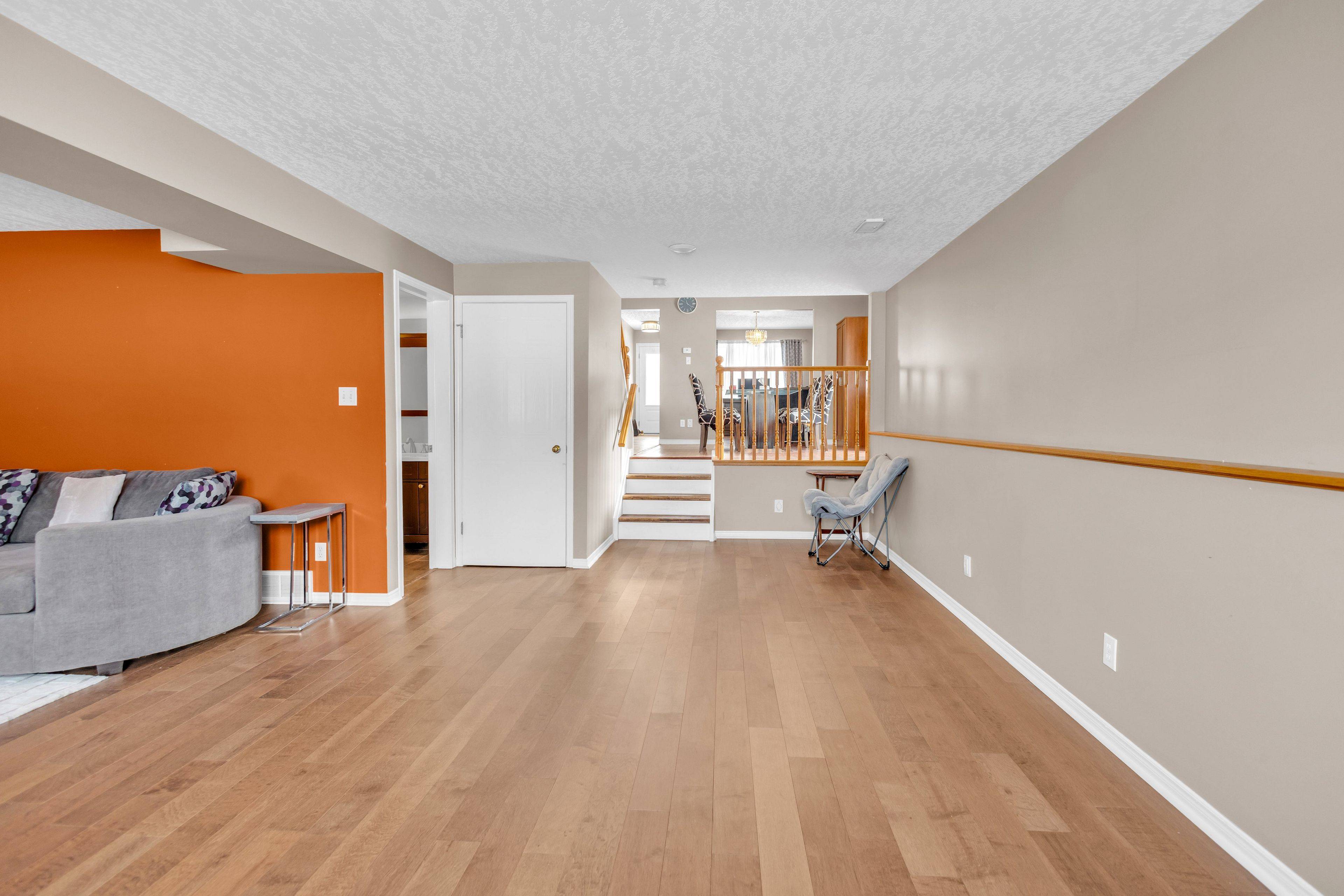 Kitchener, ON N2E 3M3,28 Ridgeway CRES