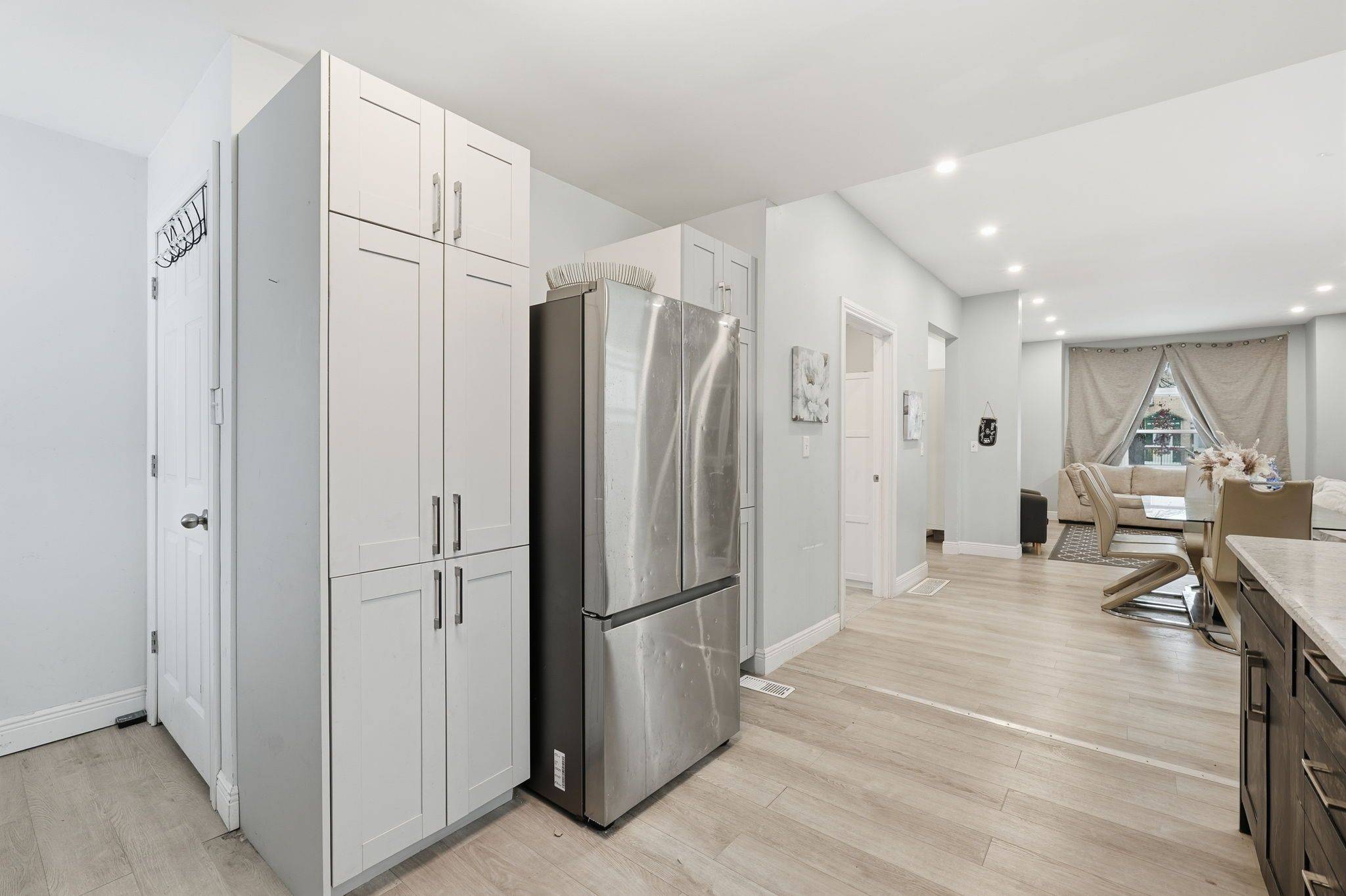 Brantford, ON N3S 1Z5,108 Eagle AVE