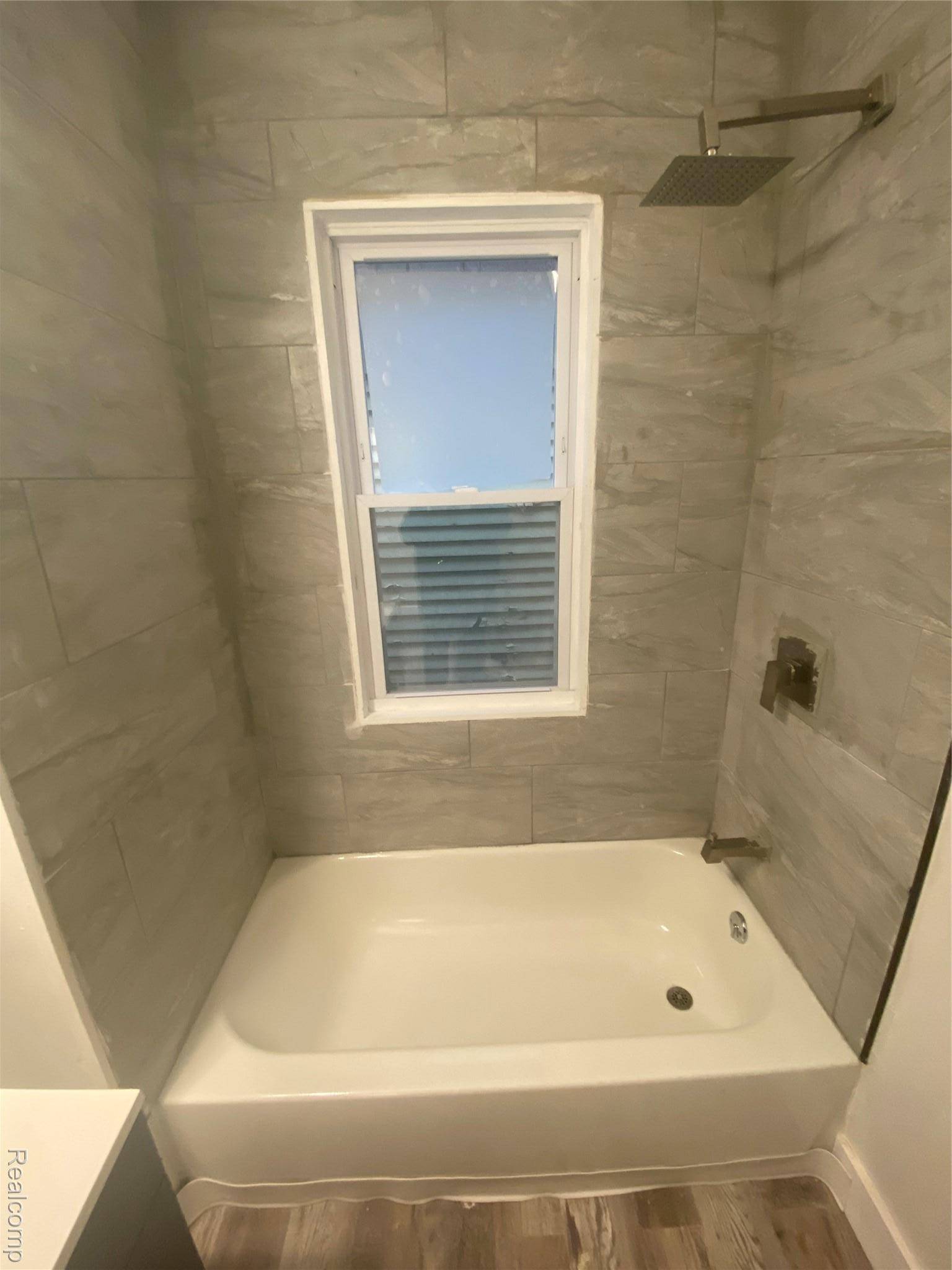 Detroit, MI 48214,4719 Saint Clair ST