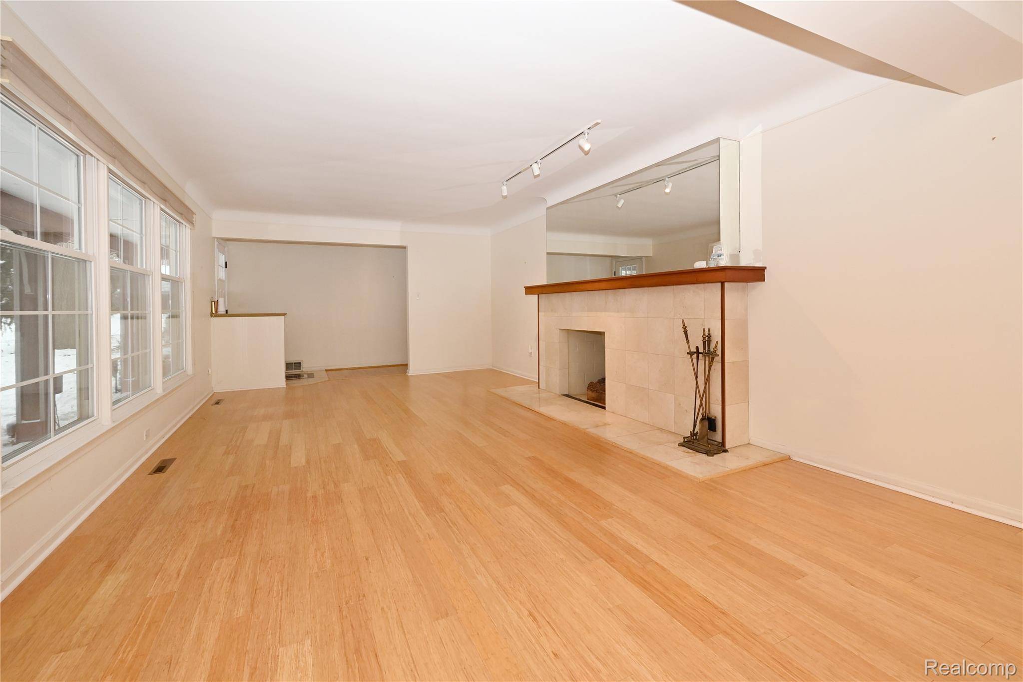 Bloomfield Hills, MI 48302,5671 Shadow LN