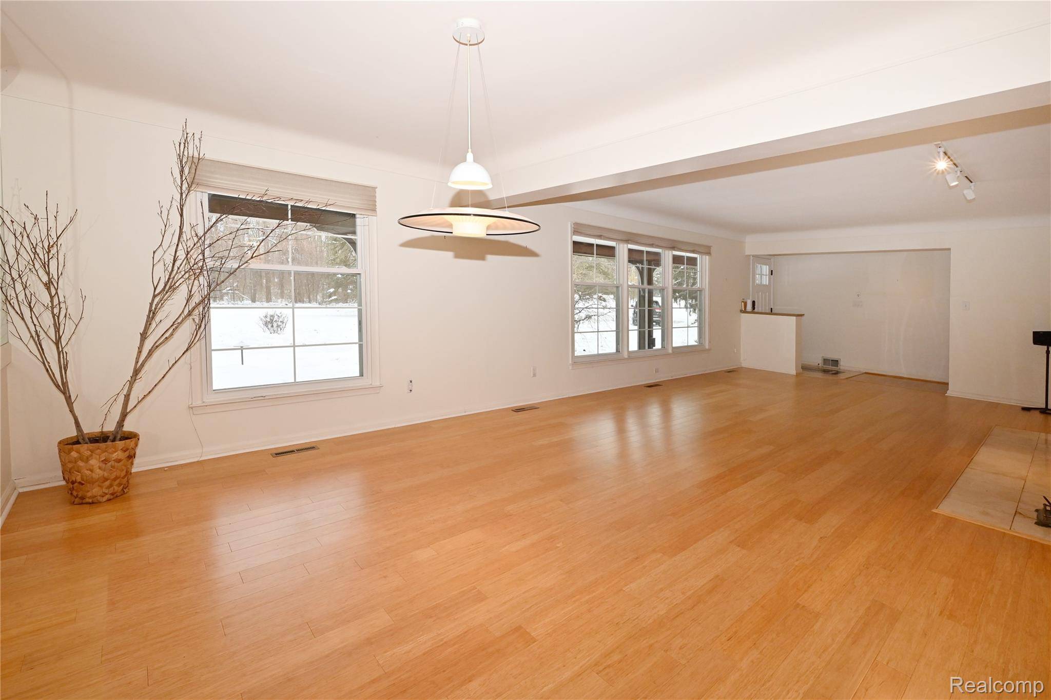 Bloomfield Hills, MI 48302,5671 Shadow LN