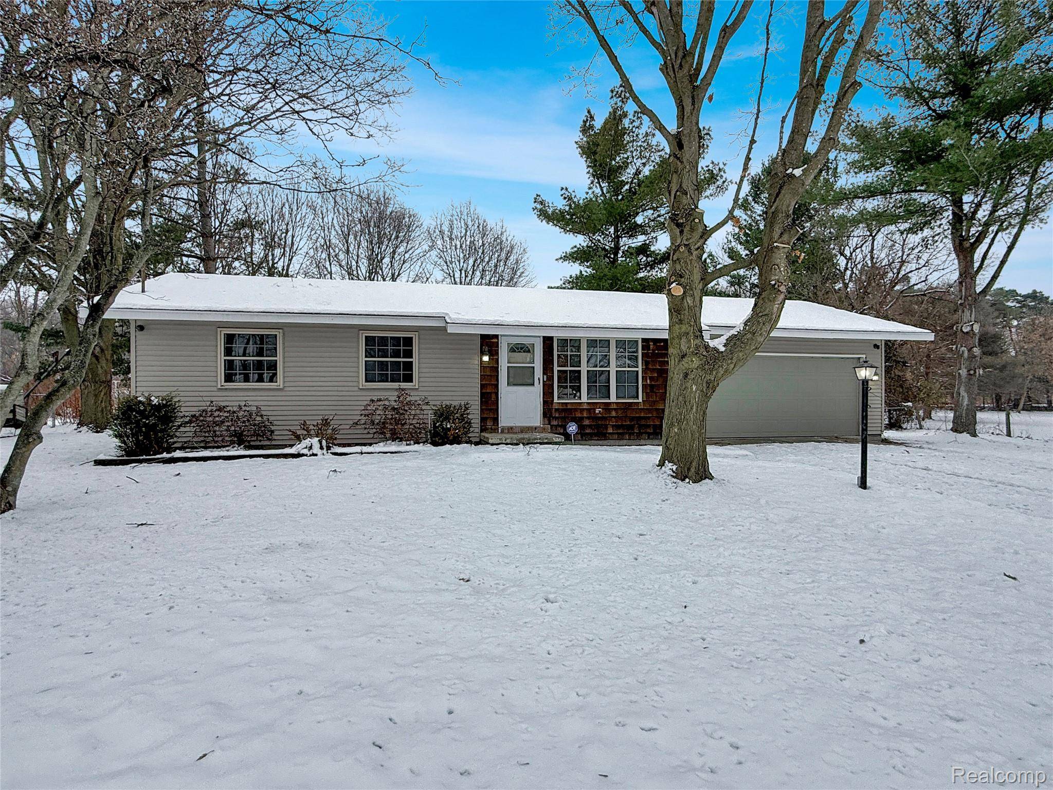 Saginaw, MI 48601,5611 Miriam DR