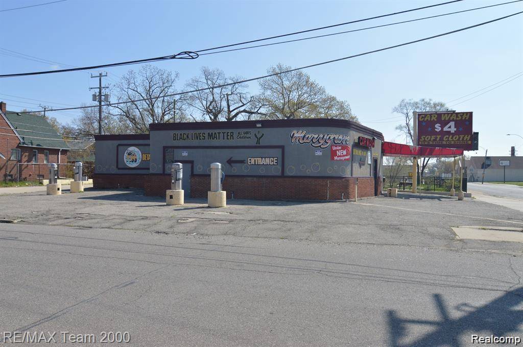 Detroit, MI 48238,8546 Puritan ST