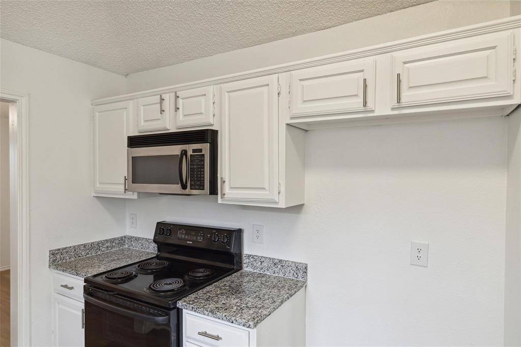 Dallas, TX 75287,4046 ST Christopher Lane