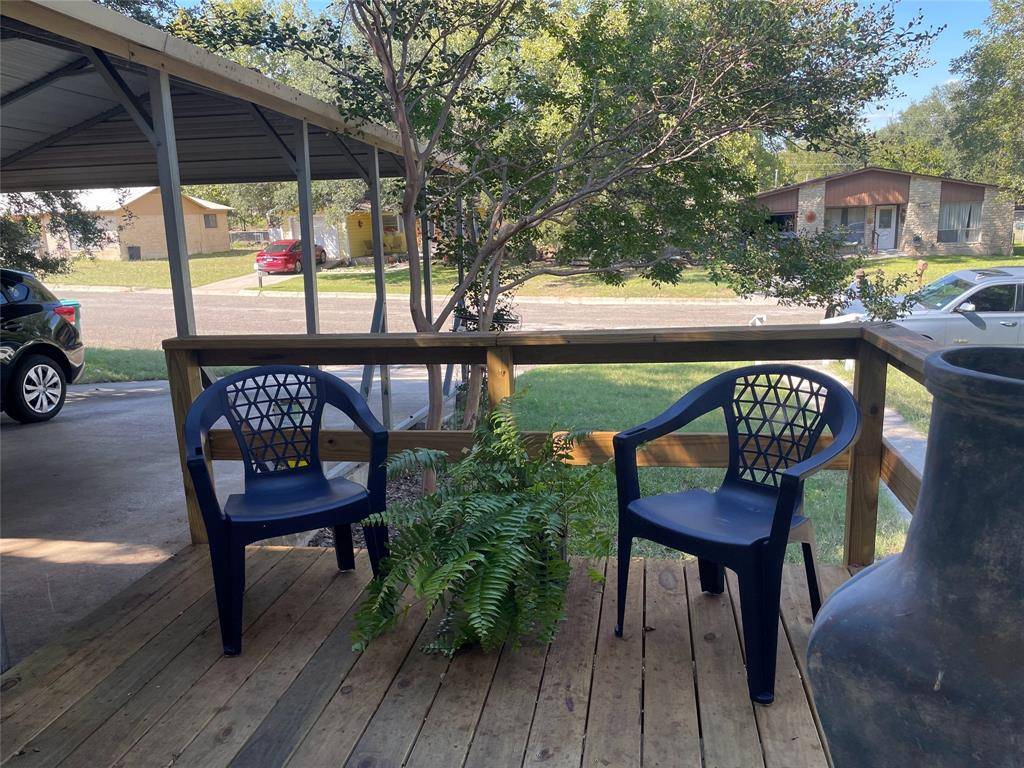 Lampasas, TX 76550,1304 W Avenue B