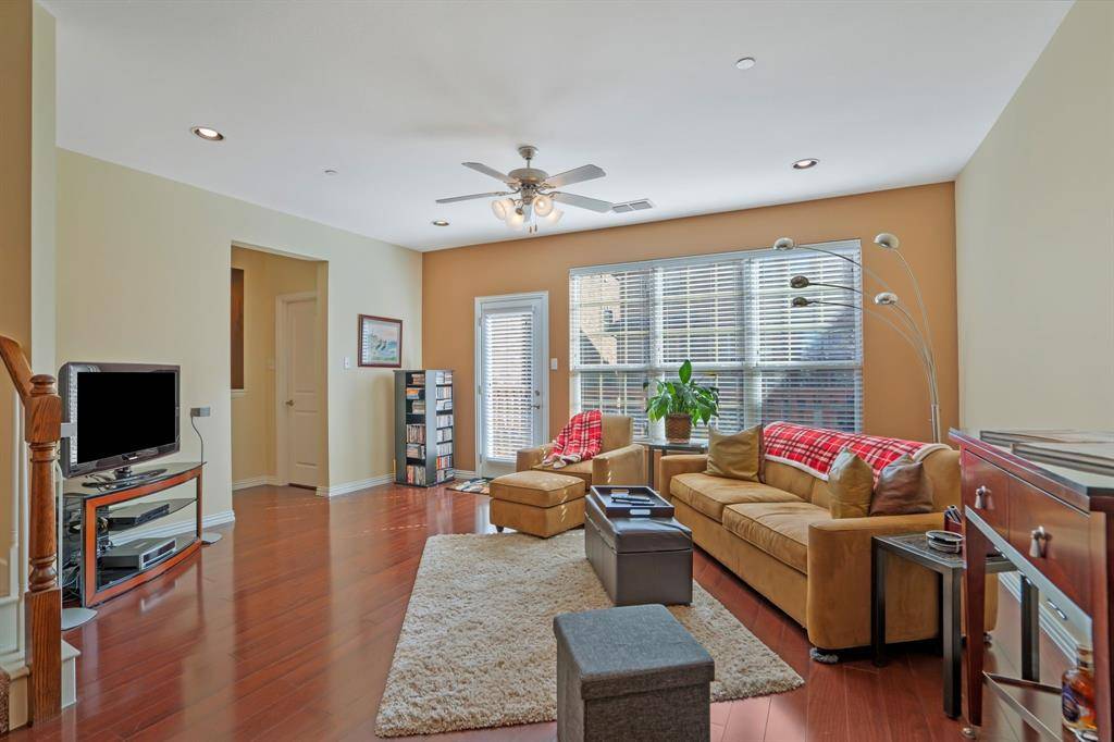 Irving, TX 75063,7852 Fox Horn Drive