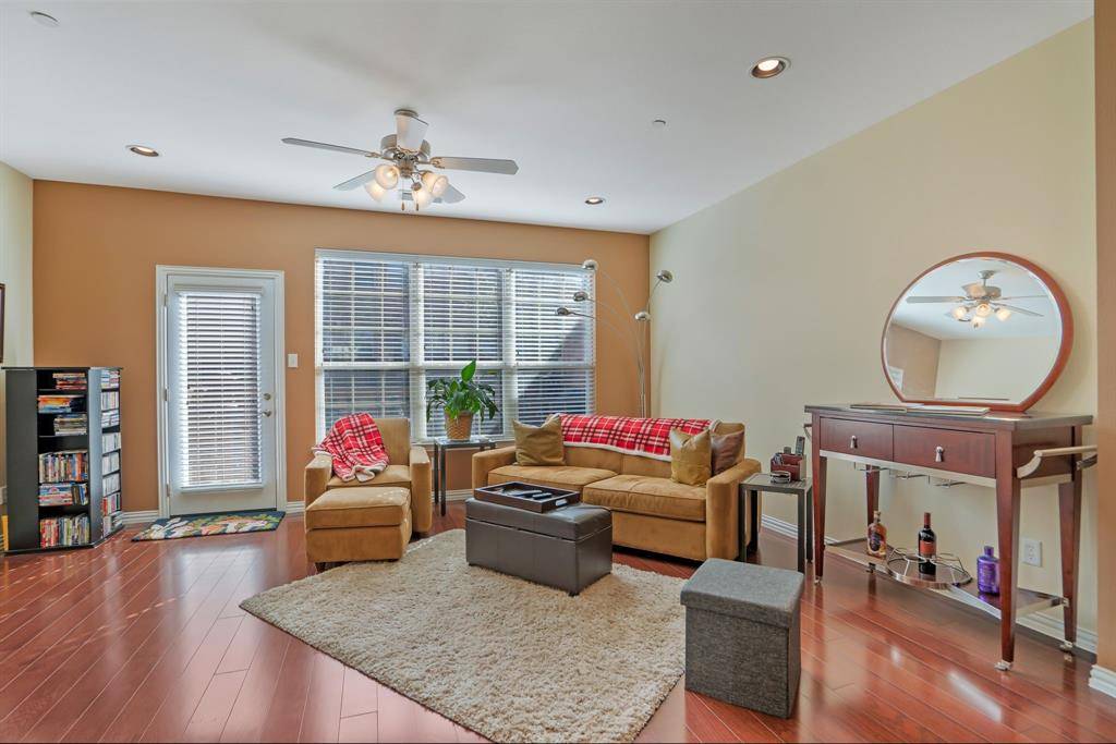 Irving, TX 75063,7852 Fox Horn Drive