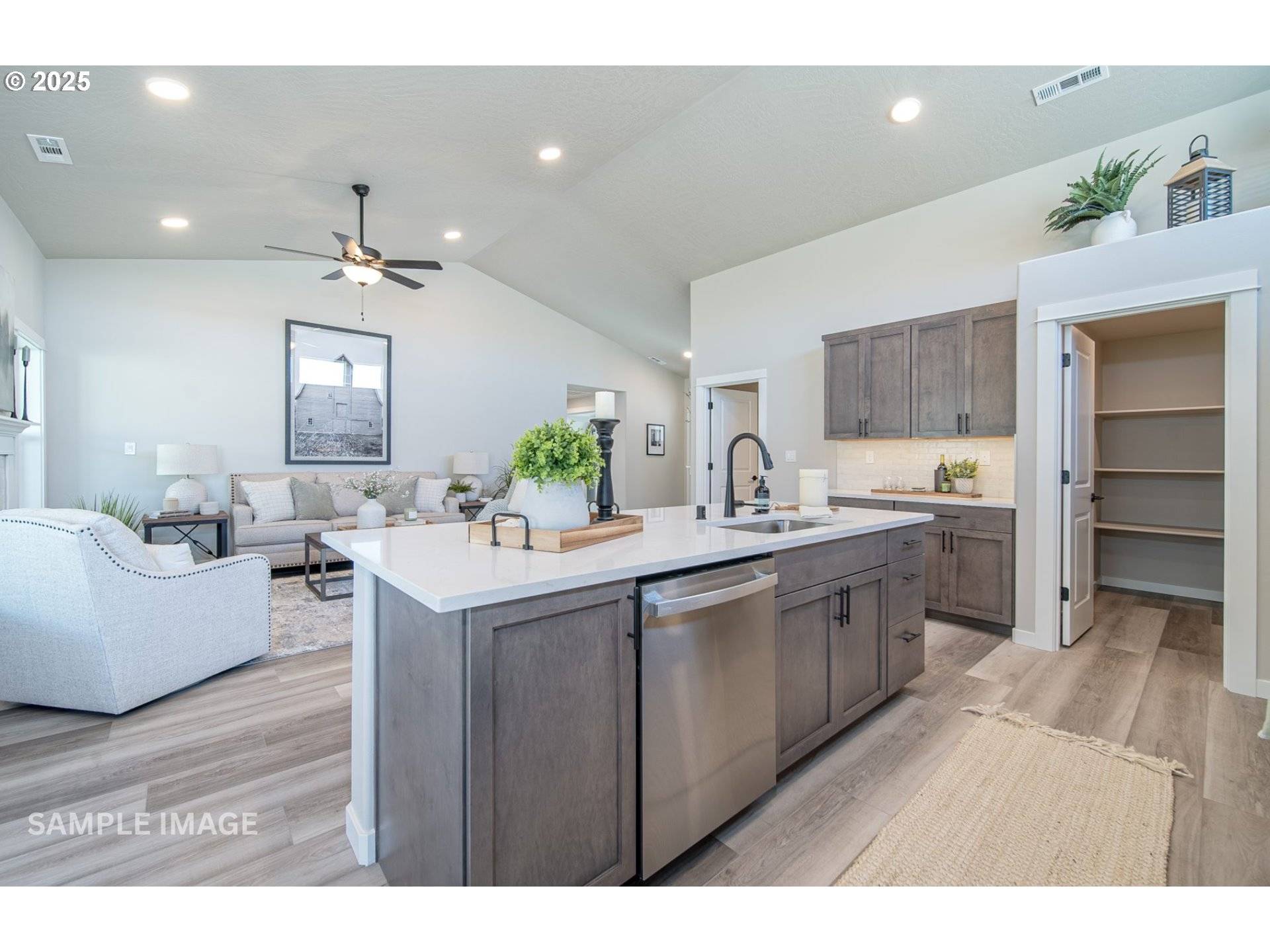 Florence, OR 97439,4711 STONEFIELD CT