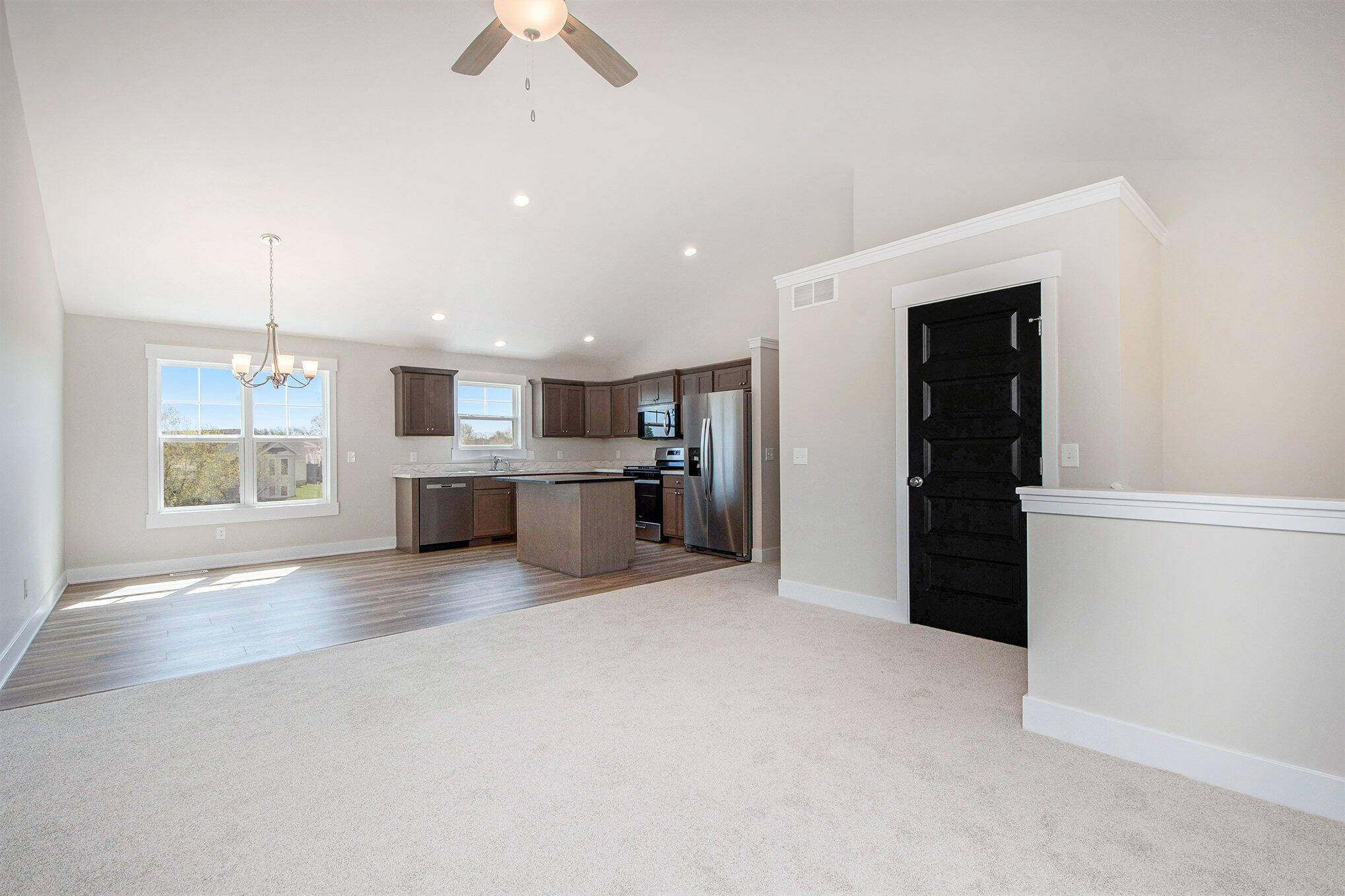 Caledonia, MI 49316,7429 Traditional CT SE