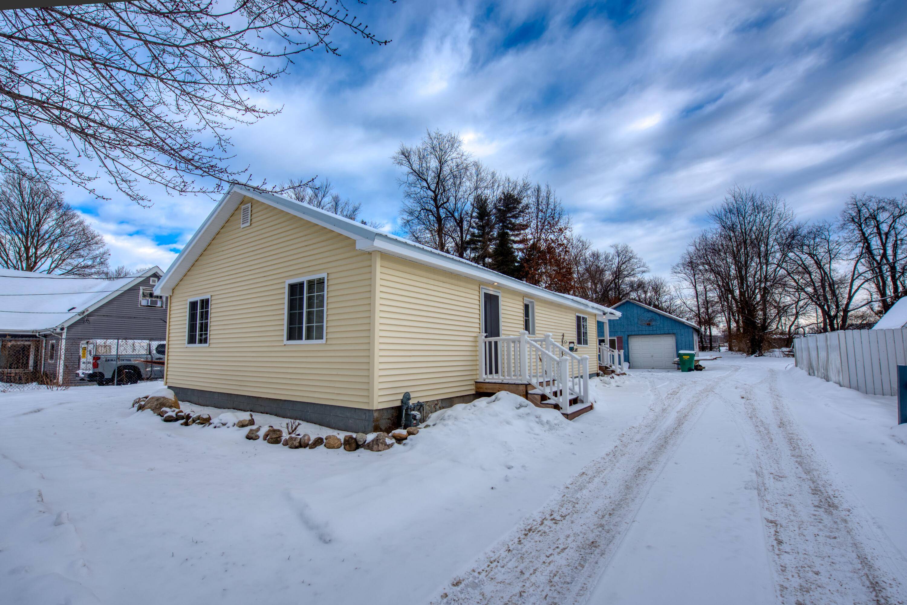 Niles, MI 49120,2019 S 3rd ST