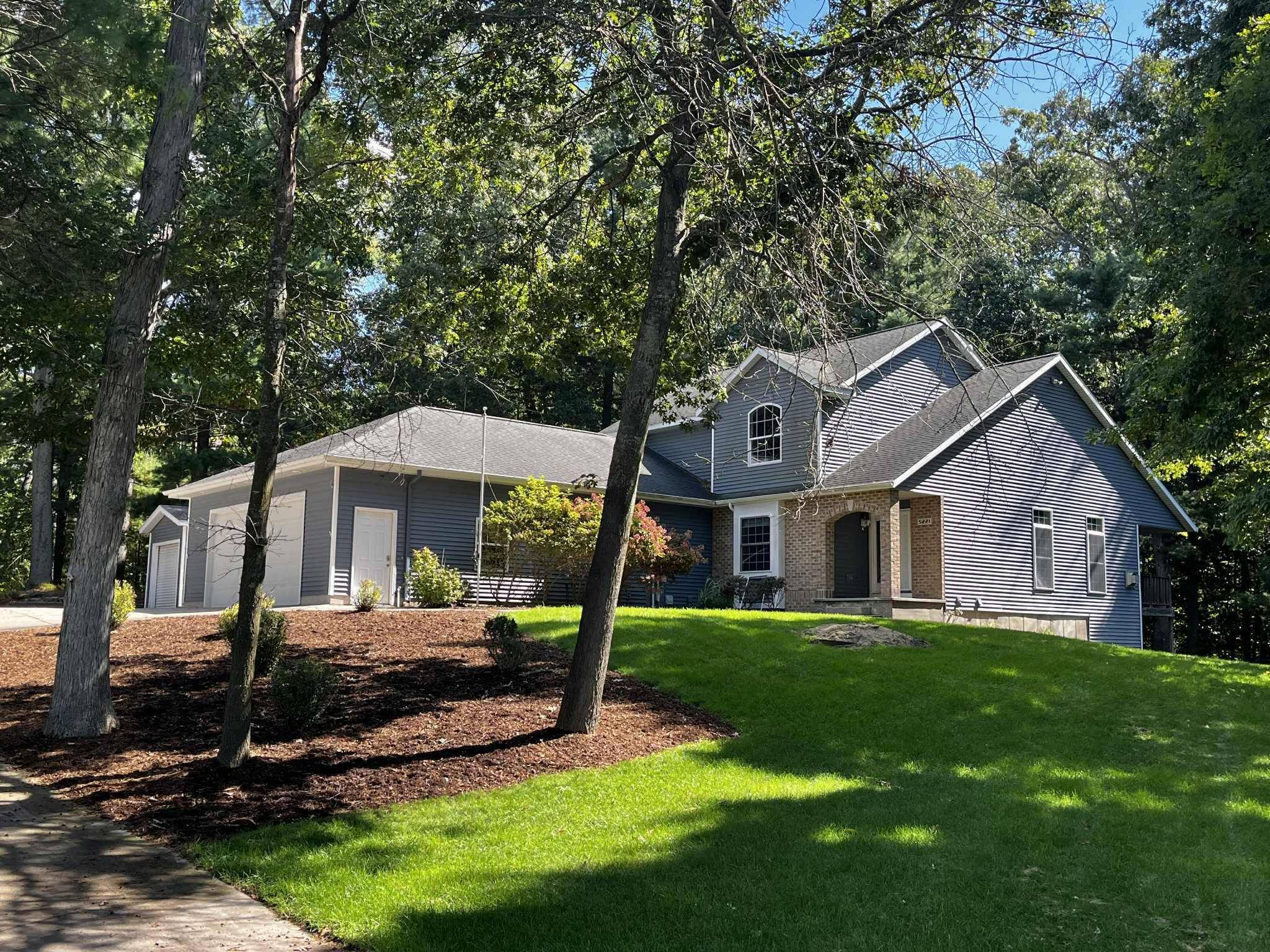 Montague, MI 49437,5221 Jackson CT