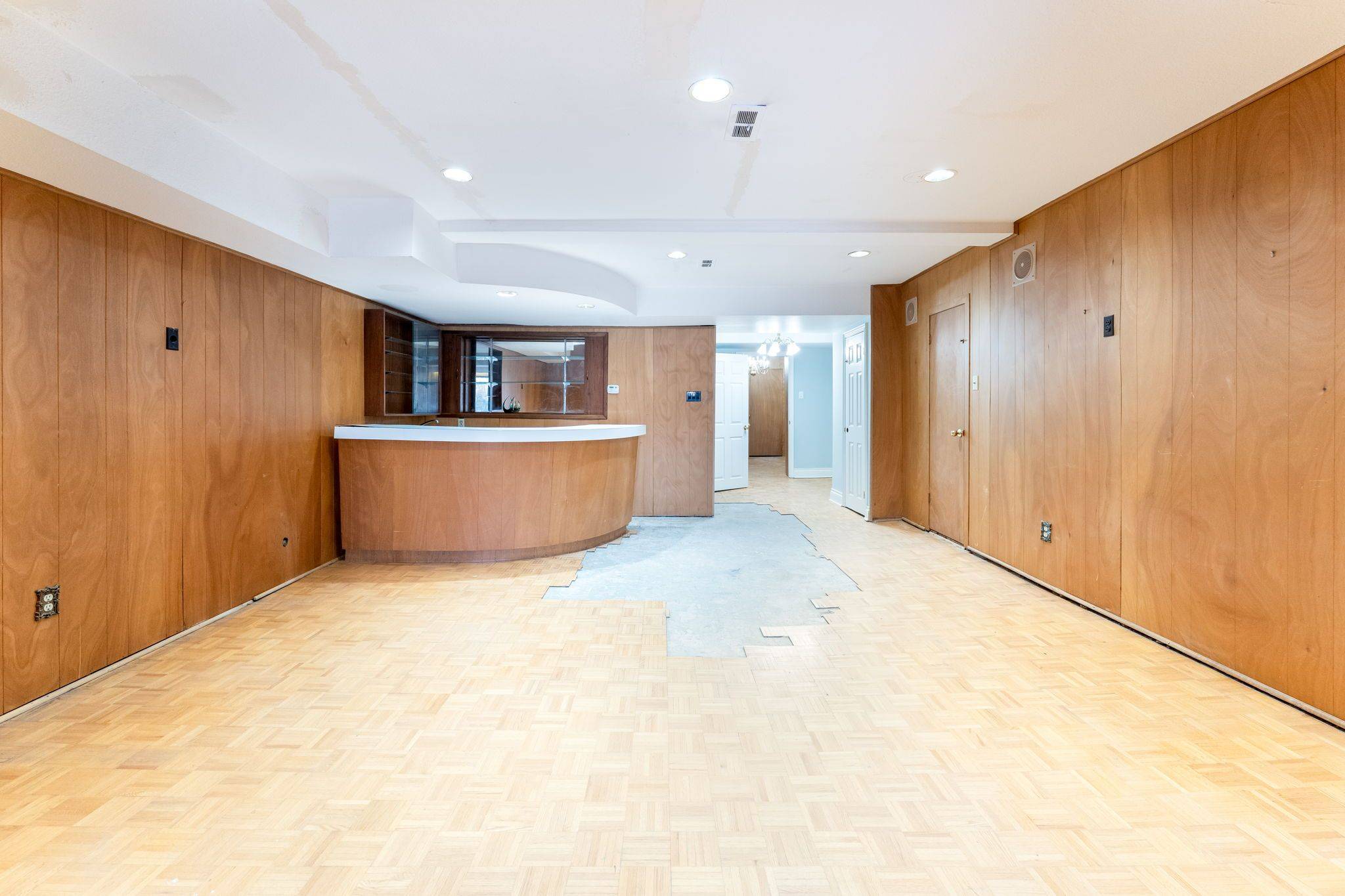 Toronto C04, ON M6B 1R5,64 Prue AVE